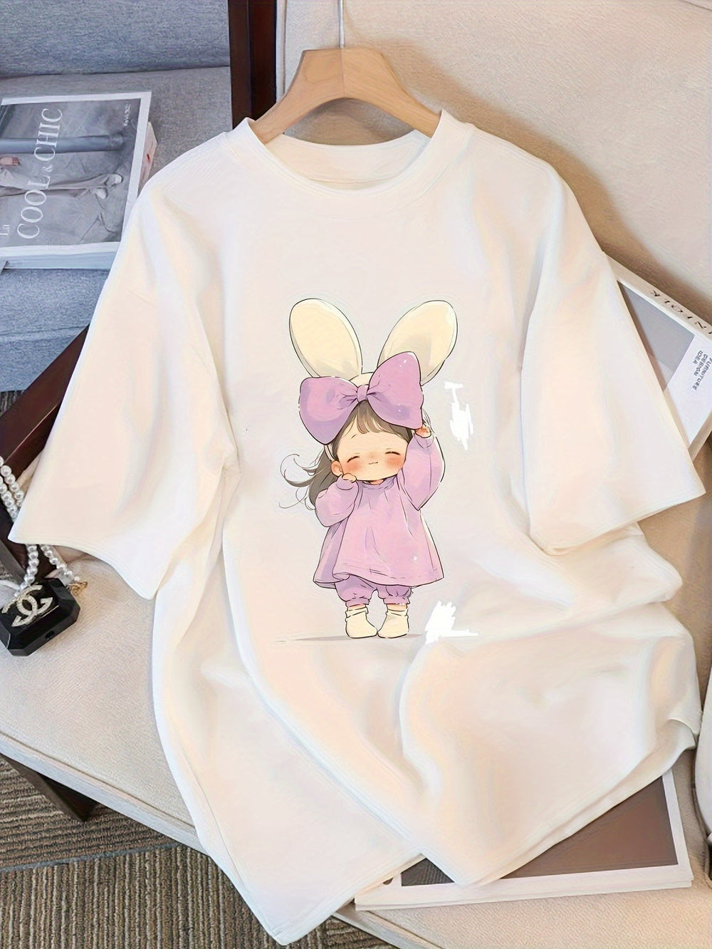 Women's Light Gray Y2K Slim Fit T-Shirt – Cute Bunny Ears Print